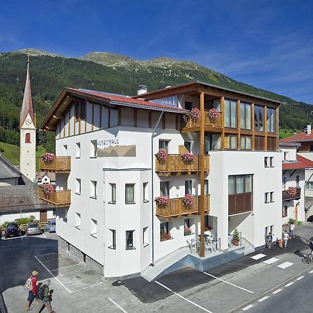 Hotel Mall San Valentino alla Muta Eksteriør billede