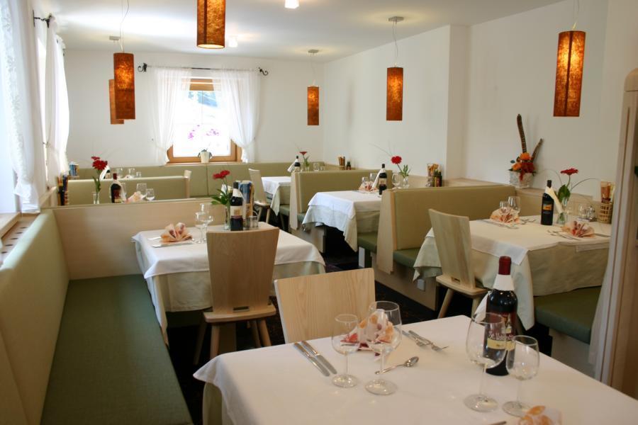Hotel Mall San Valentino alla Muta Eksteriør billede