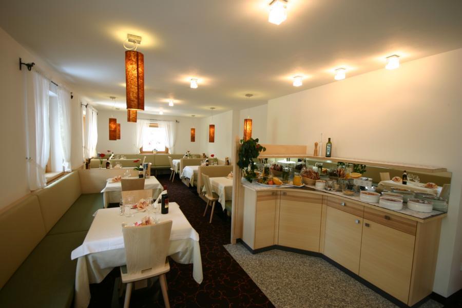 Hotel Mall San Valentino alla Muta Eksteriør billede
