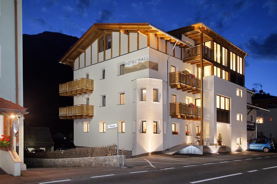 Hotel Mall San Valentino alla Muta Eksteriør billede